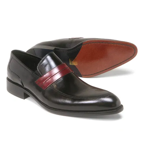 Carrucci Black Calfskin Leather Slip-On Shoes