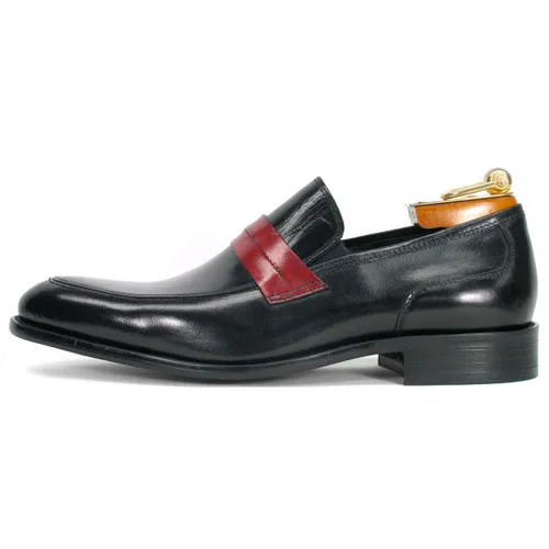 Carrucci Black Calfskin Leather Slip-On Shoes