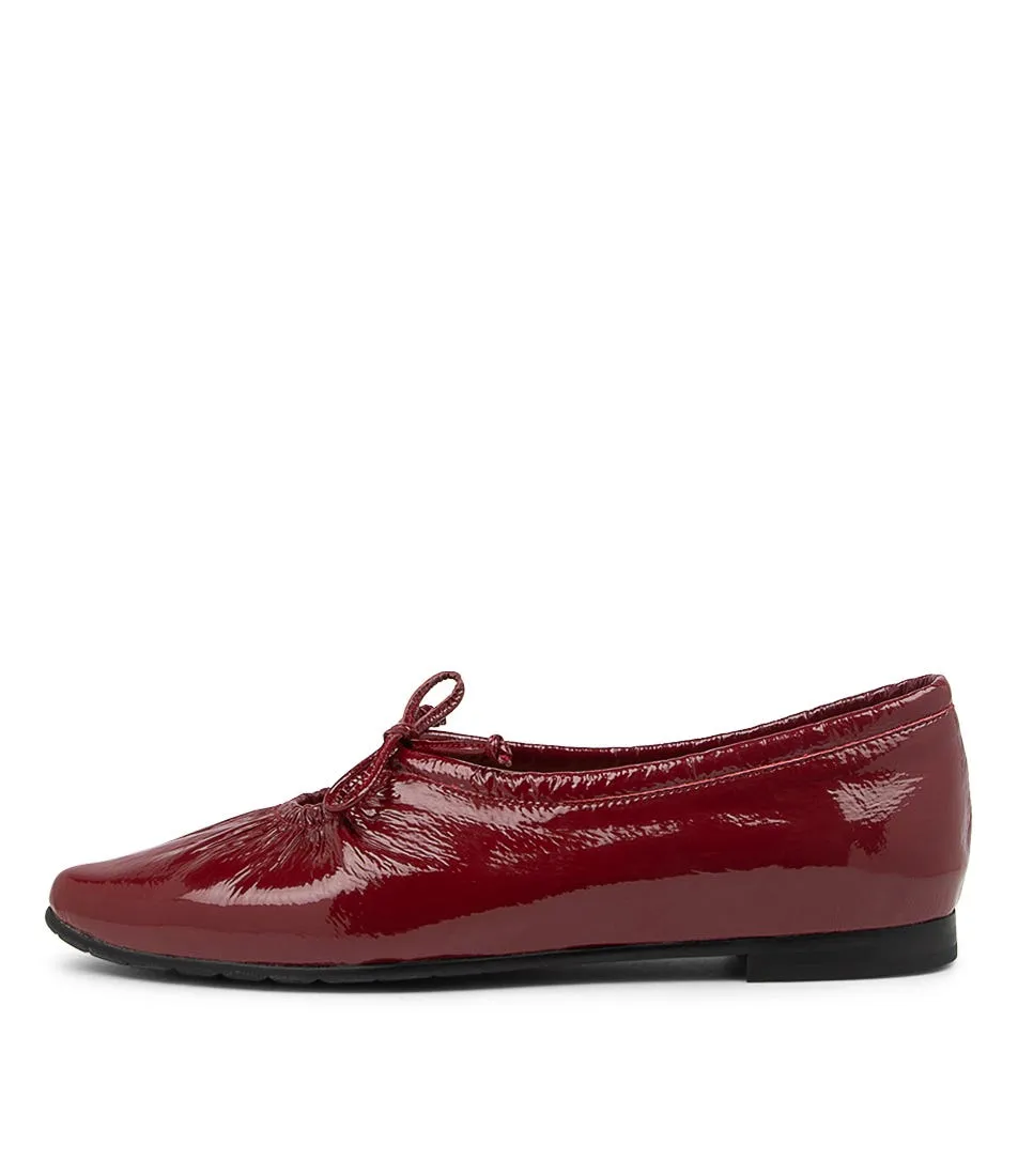 TOP END Sonnys Pinot Patent Leather Slip Ons