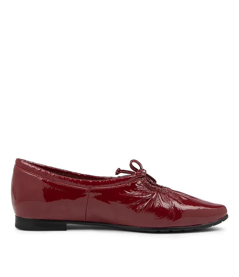 TOP END Sonnys Pinot Patent Leather Slip Ons