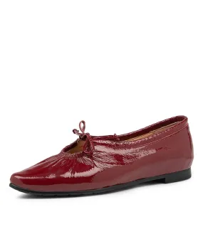 TOP END Sonnys Pinot Patent Leather Slip Ons