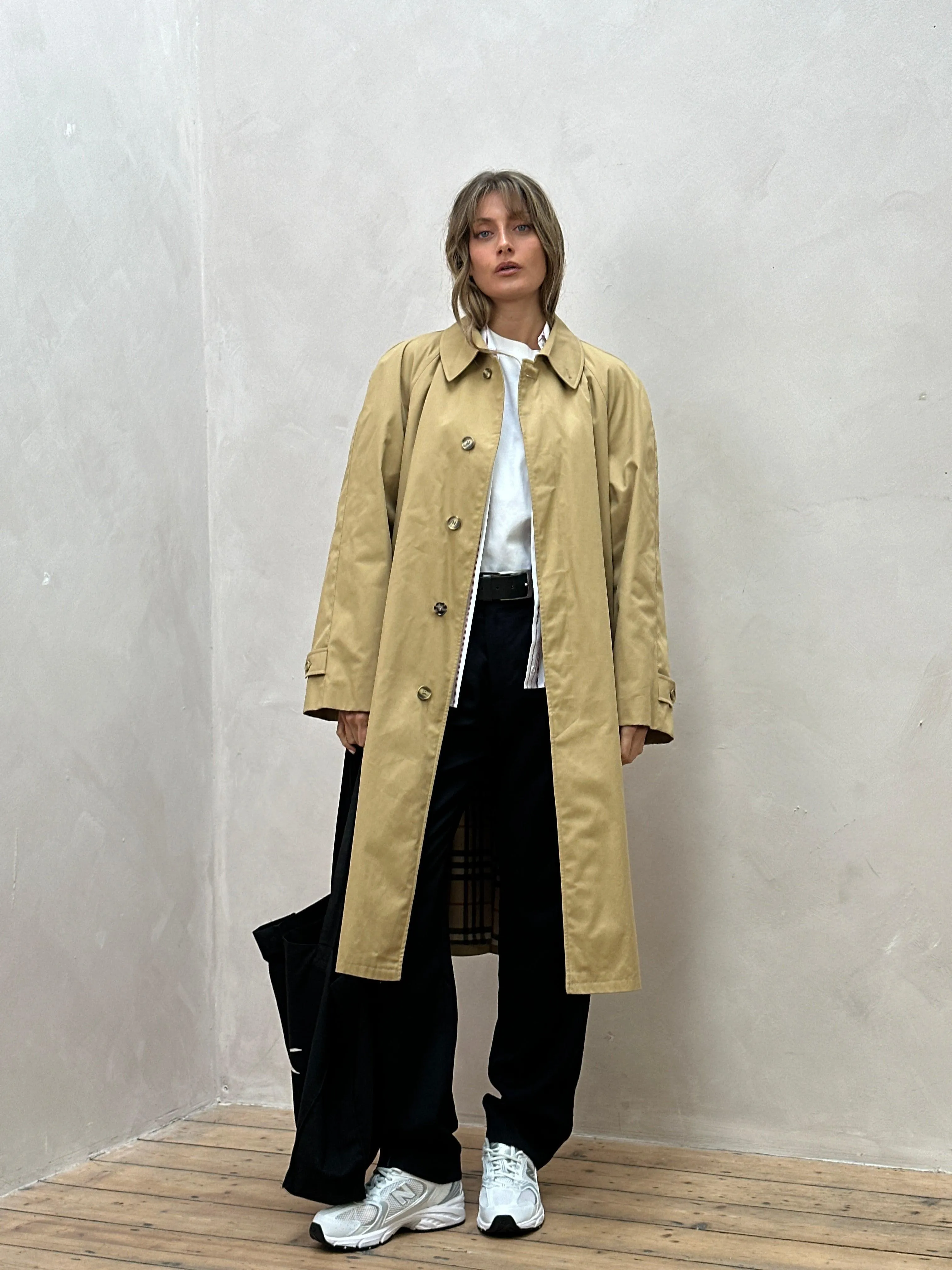 XL Vintage Belted Trench Coat with Concealed Placket