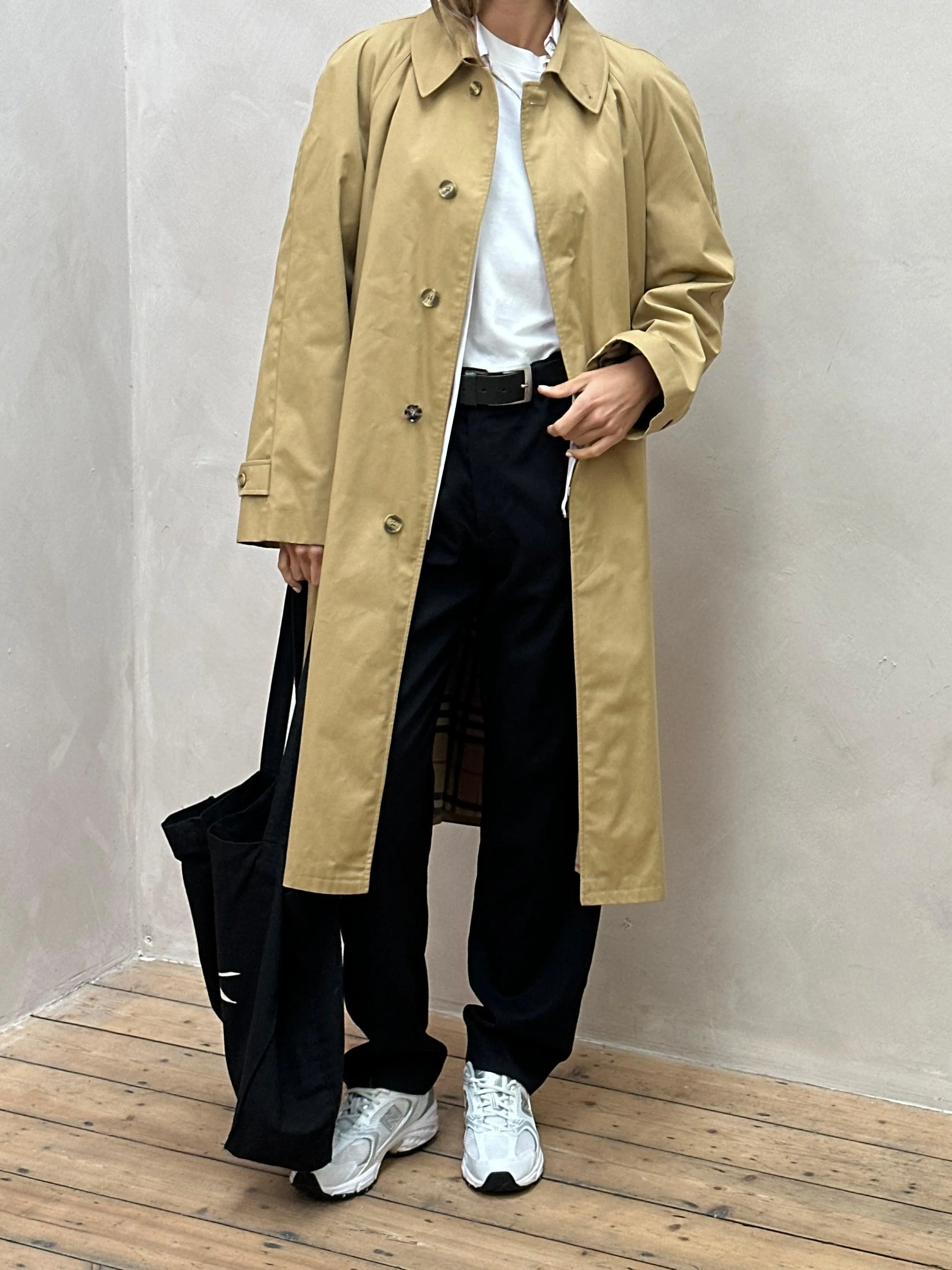 XL Vintage Belted Trench Coat with Concealed Placket