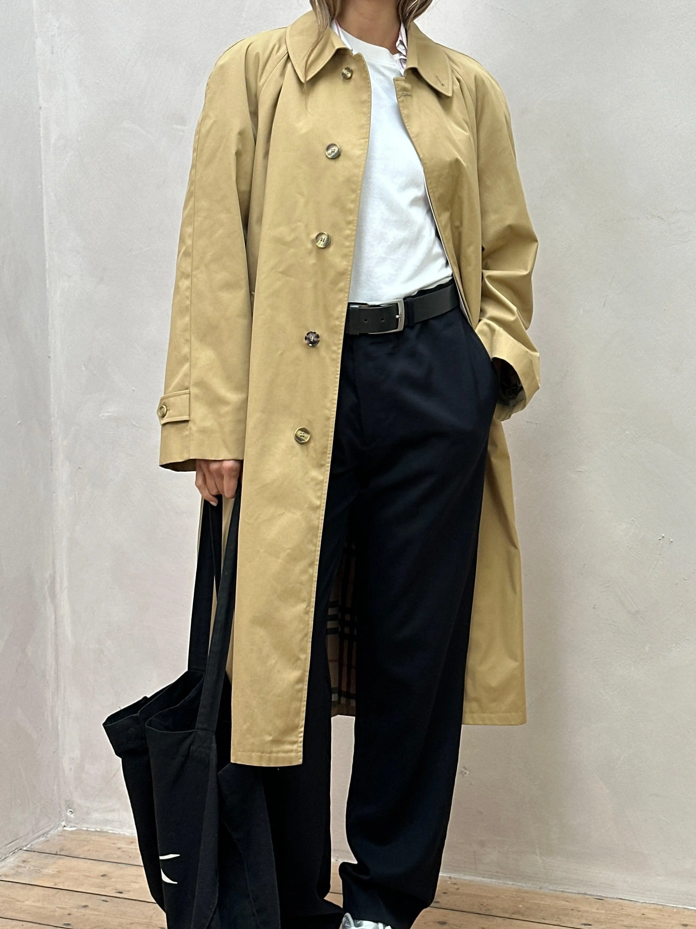 XL Vintage Belted Trench Coat with Concealed Placket