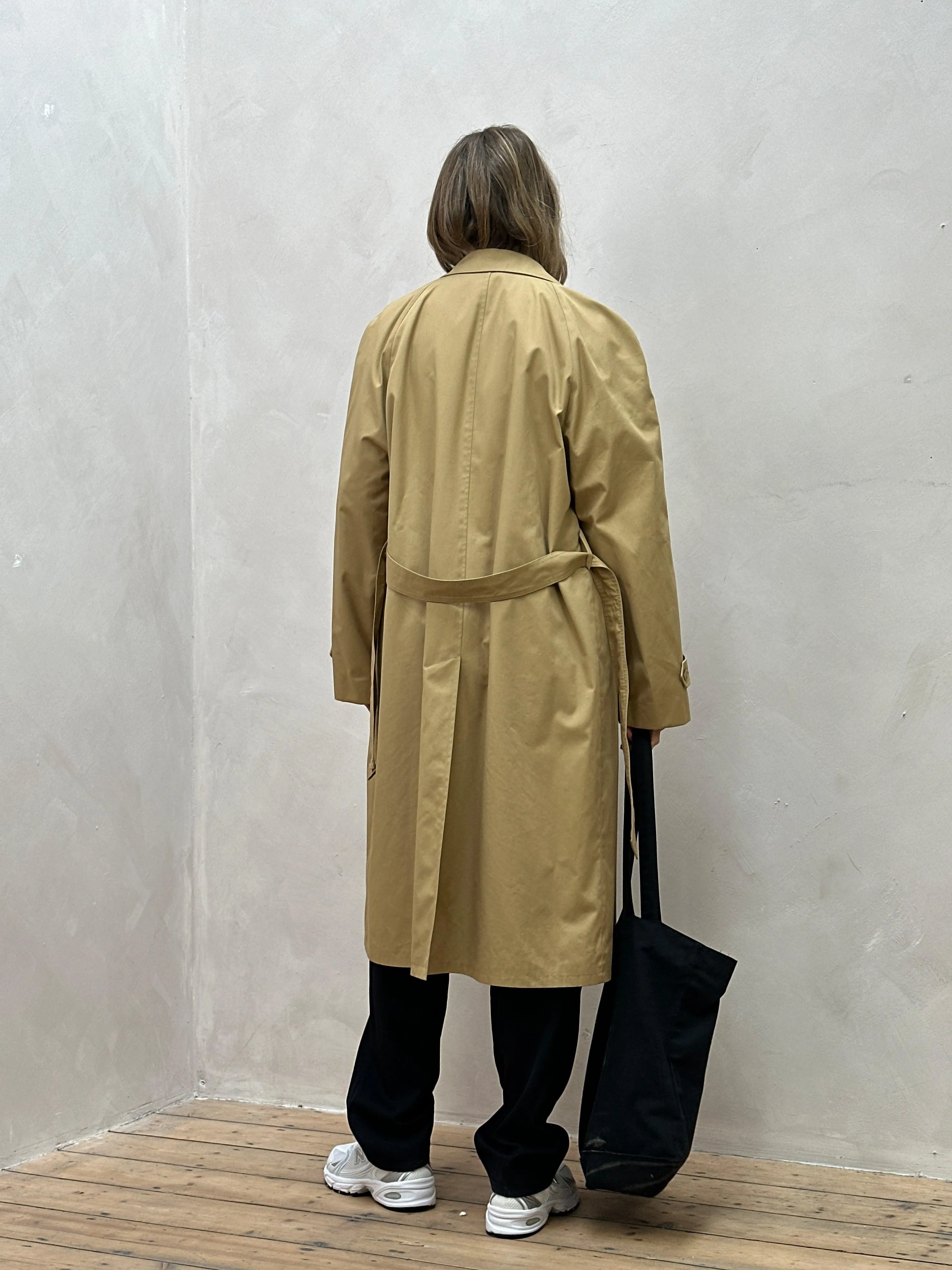 XL Vintage Belted Trench Coat with Concealed Placket